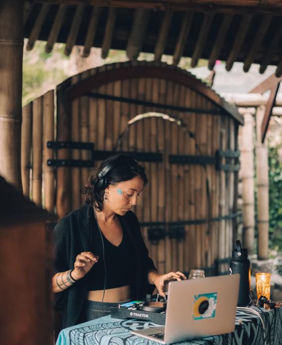 Laura from Laoproject mixing at a free dance retreat in Guatemala