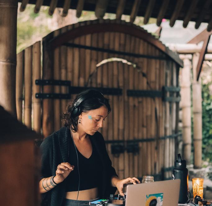 Laura from Laoproject mixing at a free dance retreat in Guatemala