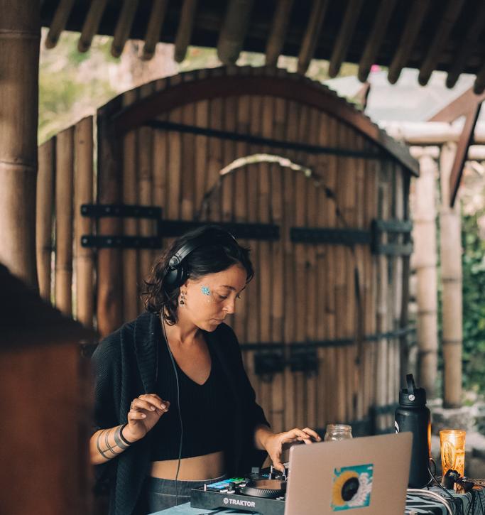 Laura from Laoproject mixing at a free dance retreat in Guatemala